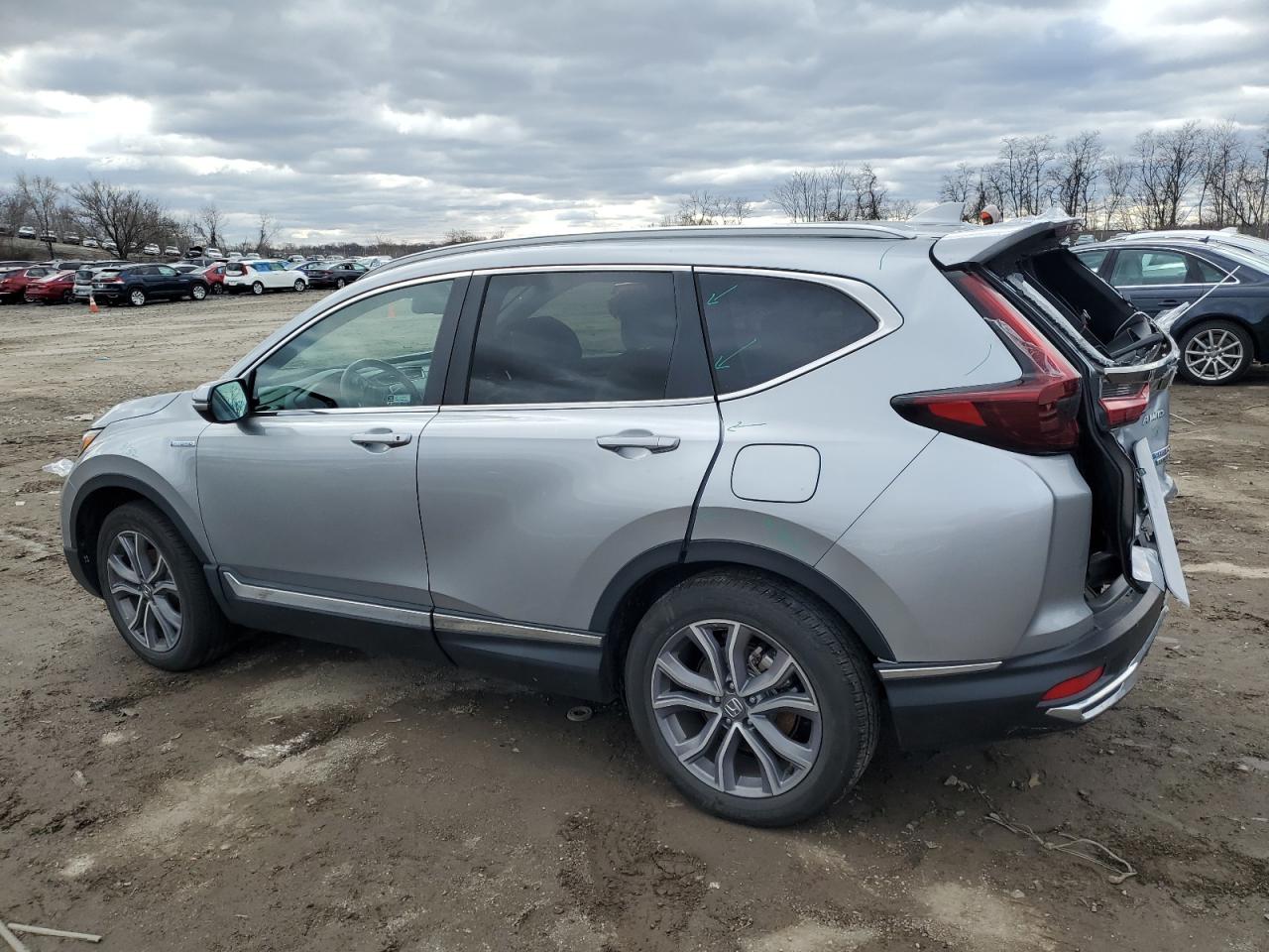 Image 2 of 2022 HONDA CR-V TOURING 2022 with VIN 5J6RT6H90NL054029