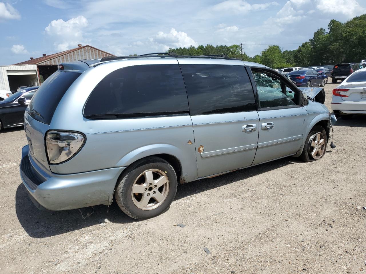 Image 3 of 2005 DODGE GRAND CARAVAN SXT 2005 with VIN 2D4GP44L45R191525