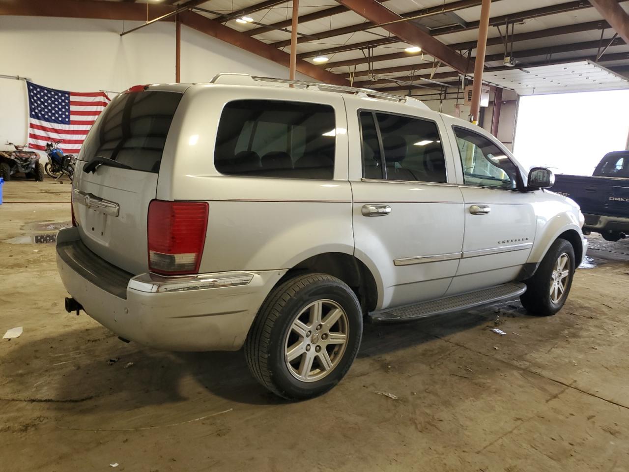 Image 3 of 2007 CHRYSLER ASPEN LIMITED 2007 with VIN 1A8HW58N07F513196