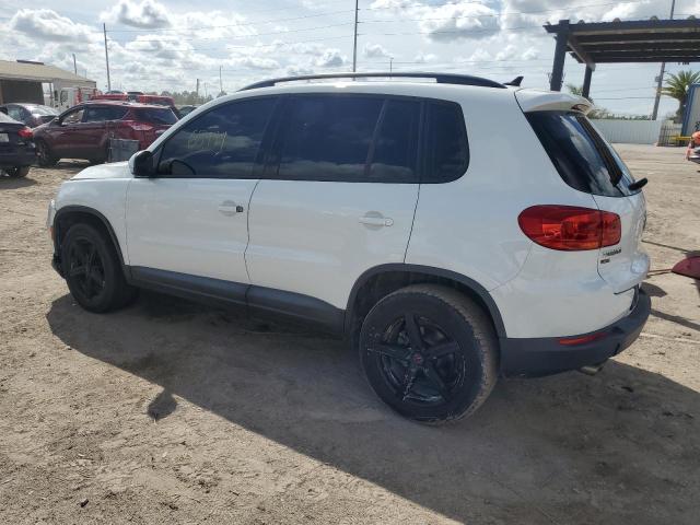 Obraz 2 z 2017 VOLKSWAGEN TIGUAN S 2017 z VIN WVGAV7AX5HK048664