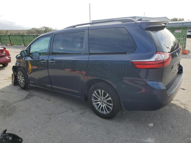 Image 2 of 2020 TOYOTA SIENNA XLE 2020 with VIN 5TDYZ3DC3LS029038