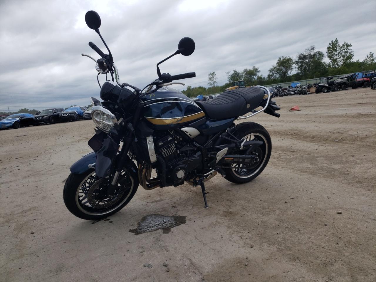 Изображение 2 2022 KAWASAKI ZR900 R 2022 с VIN JKAZR2C19NA058181