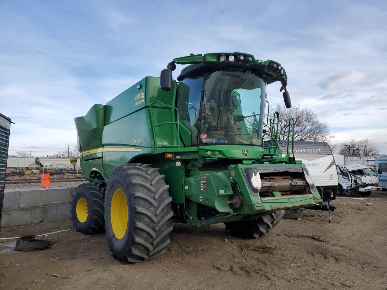 Image 1 of 2022 JOHN DEERE TRACTOR 2022 with VIN 1H0S770STN0820093