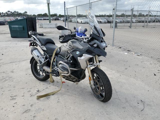 Image 1 of 2017 BMW R1200 GS 2017 with VIN WB10A6101HZ655917
