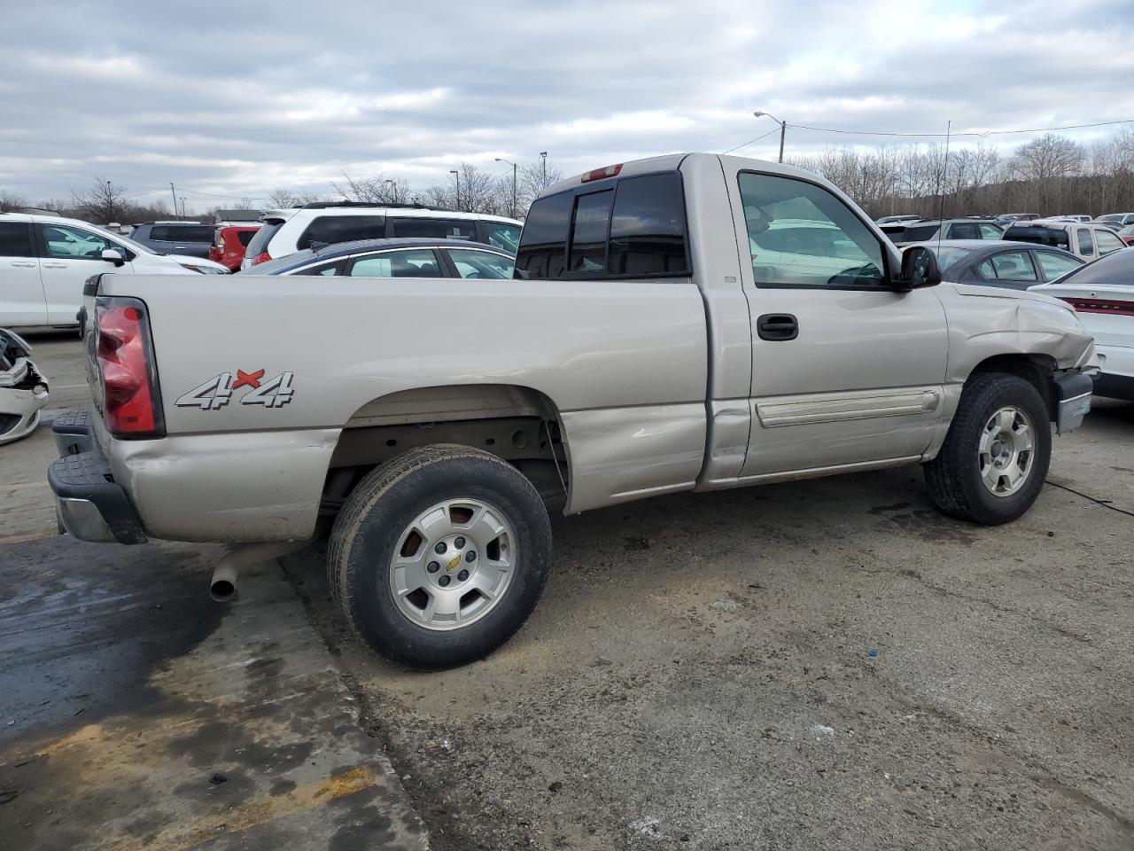 Изображение 3 2005 CHEVROLET SILVERADO K1500 2005 с VIN 1GCEK14T95Z115323