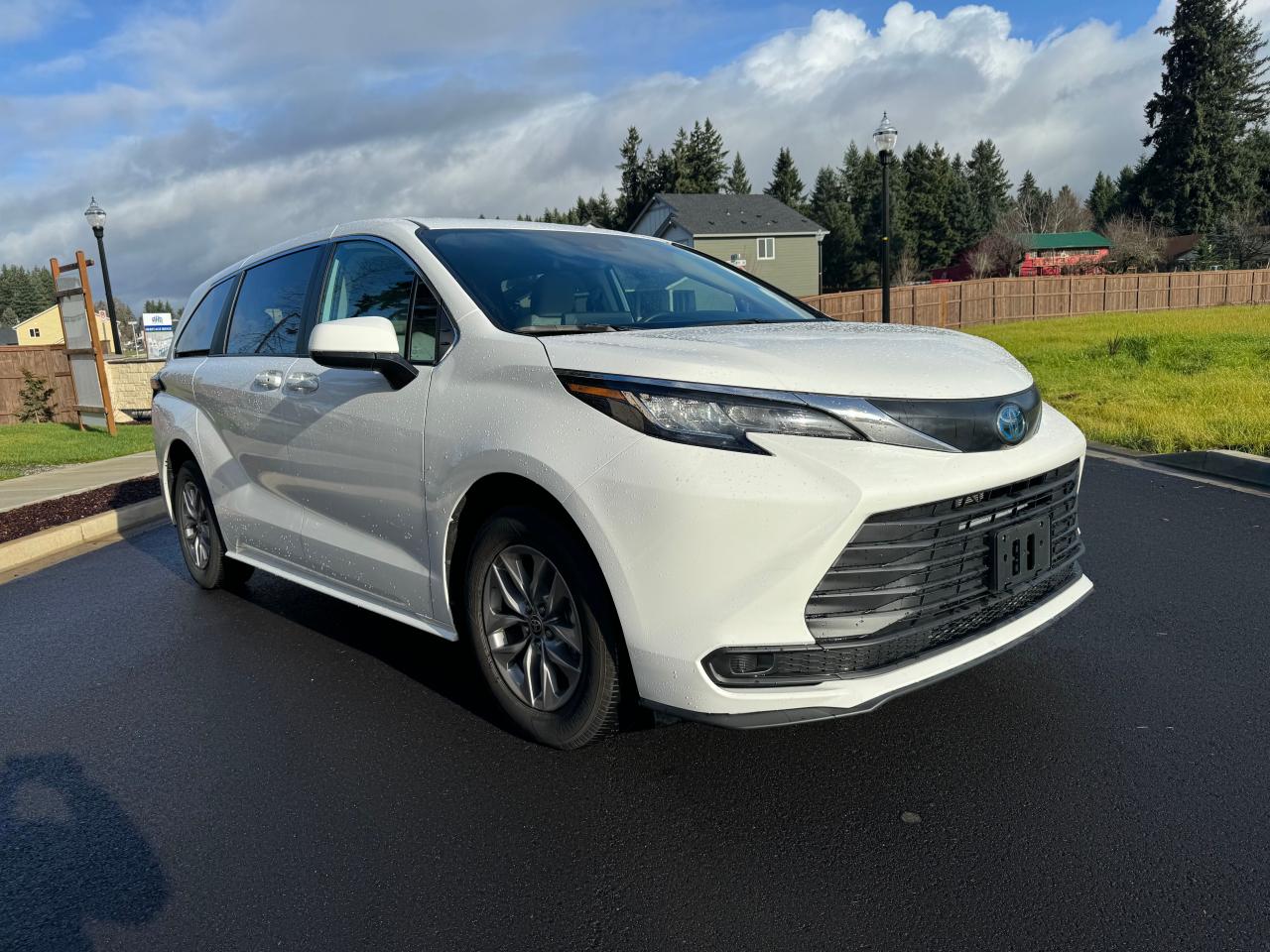 Obraz 2022 TOYOTA SIENNA LE 2022