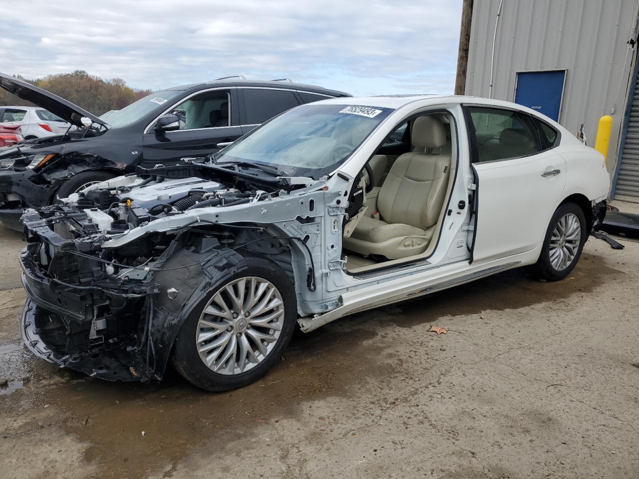 Image 1 of 2016 INFINITI Q70L 3.7 2016 with VIN JN1BY1PP8GM630591