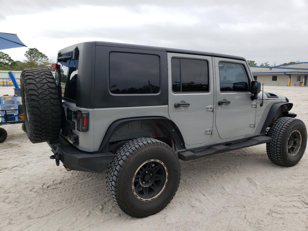 Image 3 of 2007 JEEP WRANGLER X 2007 with VIN 1J8GB39157L199411