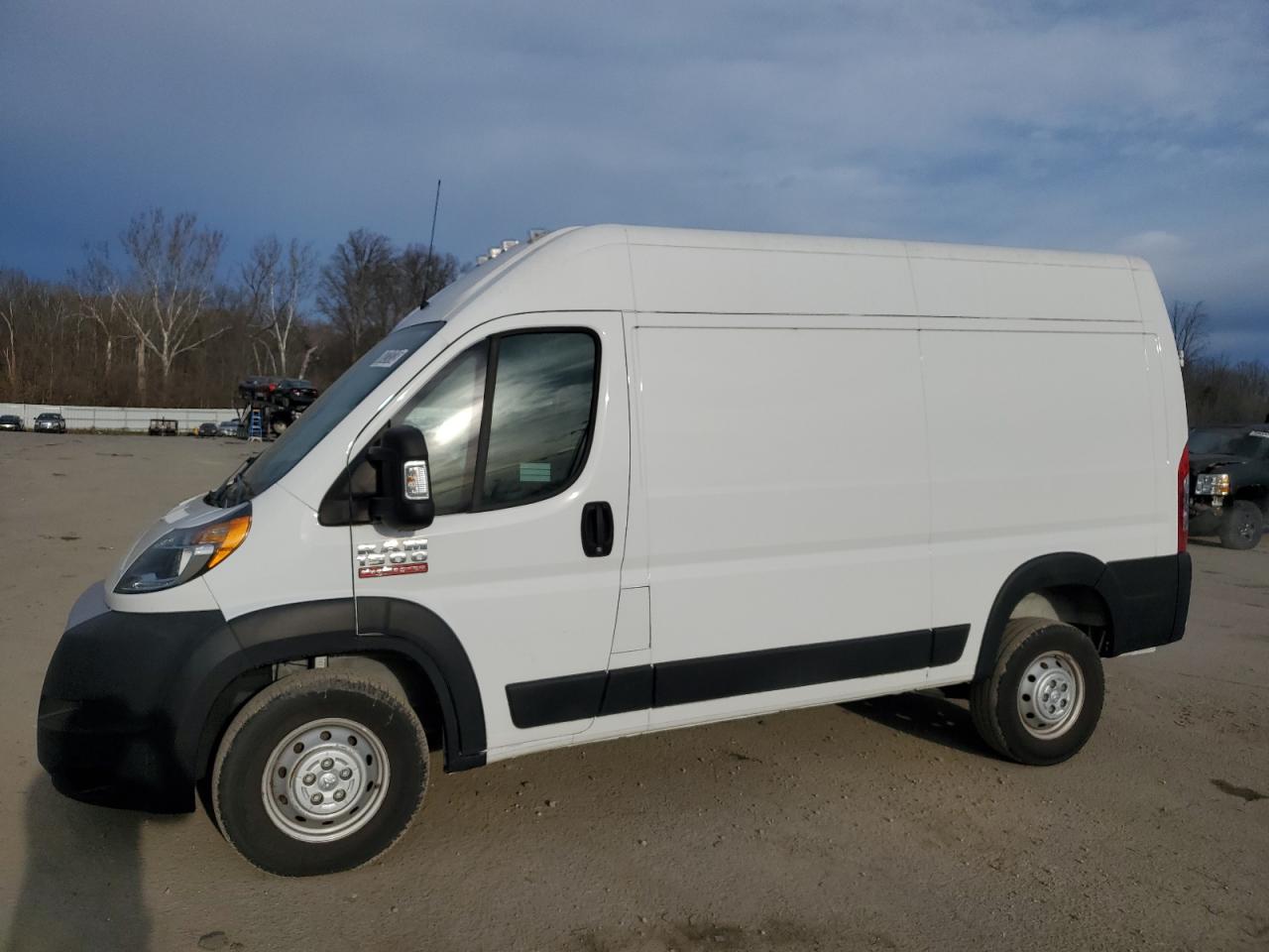 Obraz 1 z 2020 RAM PROMASTER 1500 1500 HIGH 2020 z VIN 3C6TRVBG9LE142070