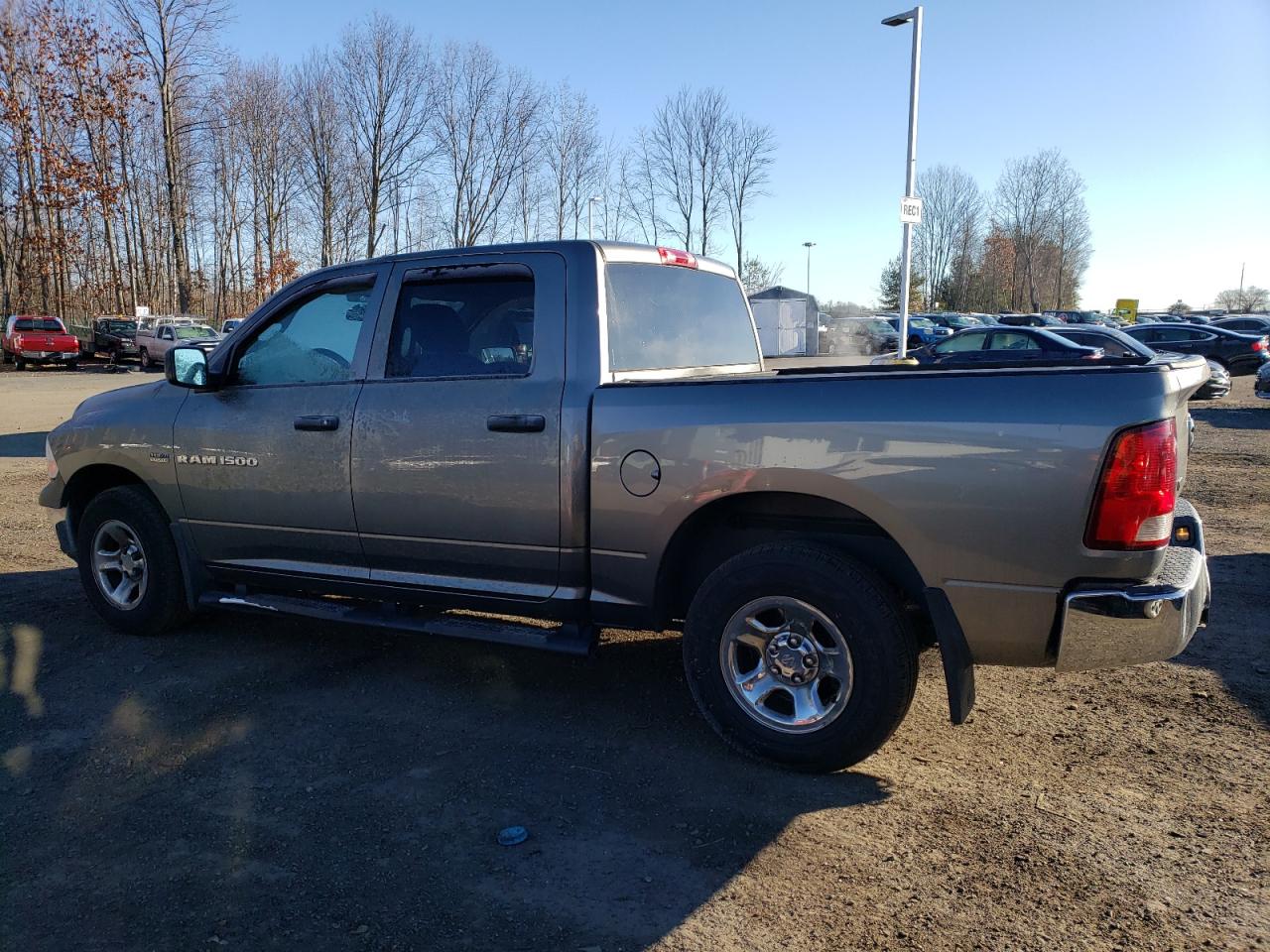 Obraz 2 z 2011 DODGE RAM 1500  2011 z VIN 1D7RV1CT1BS677608