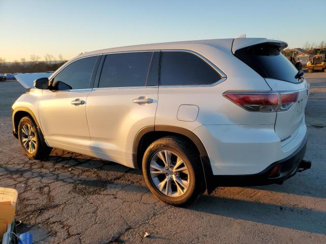 Image 2 of 2015 TOYOTA HIGHLANDER LE 2015 with VIN 5TDBKRFHXFS089294