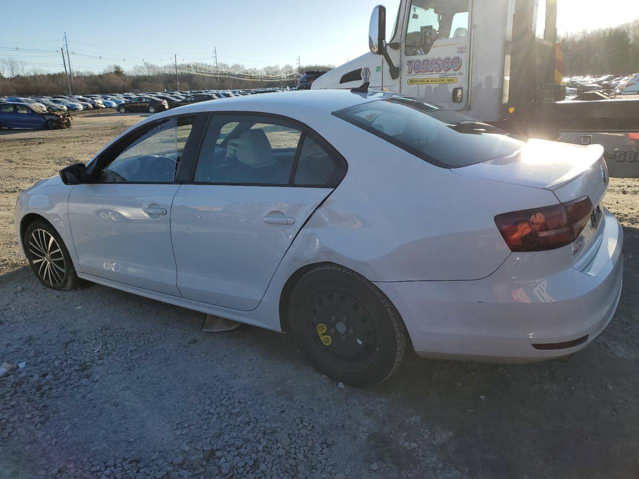Image 2 of 2016 VOLKSWAGEN JETTA SPORT 2016 with VIN 3VWD17AJ8GM335462