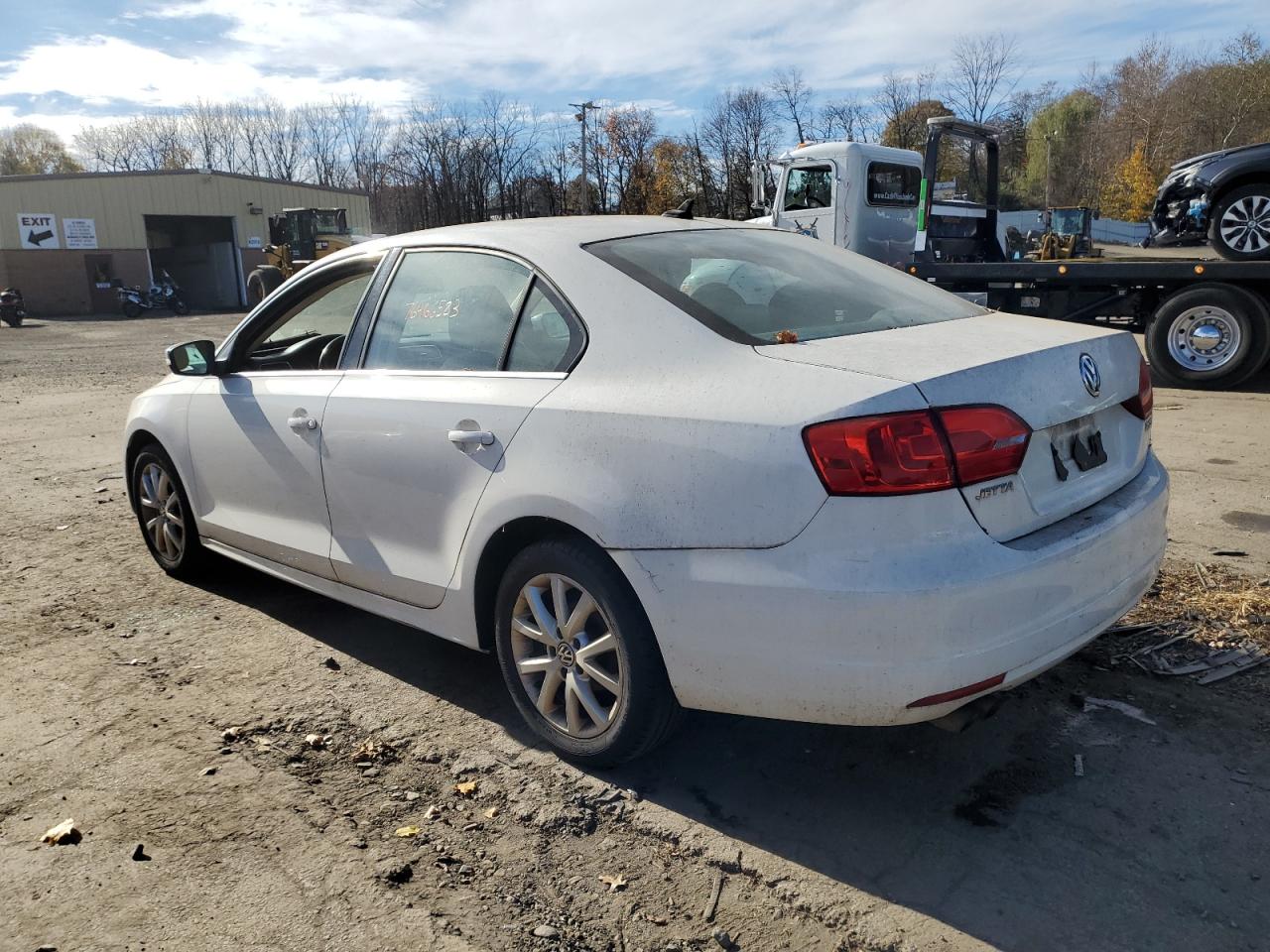 Изображение 2 2013 VOLKSWAGEN JETTA SE 2013 с VIN 3VWDP7AJ4DM200182