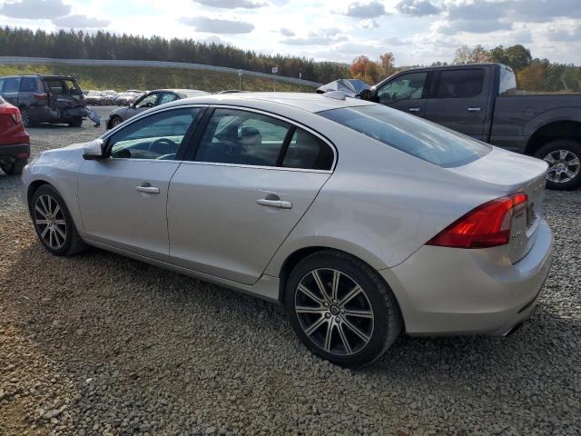 Obraz 2 z 2017 VOLVO S60 PLATINUM 2017 z VIN LYV402TM0HB139104