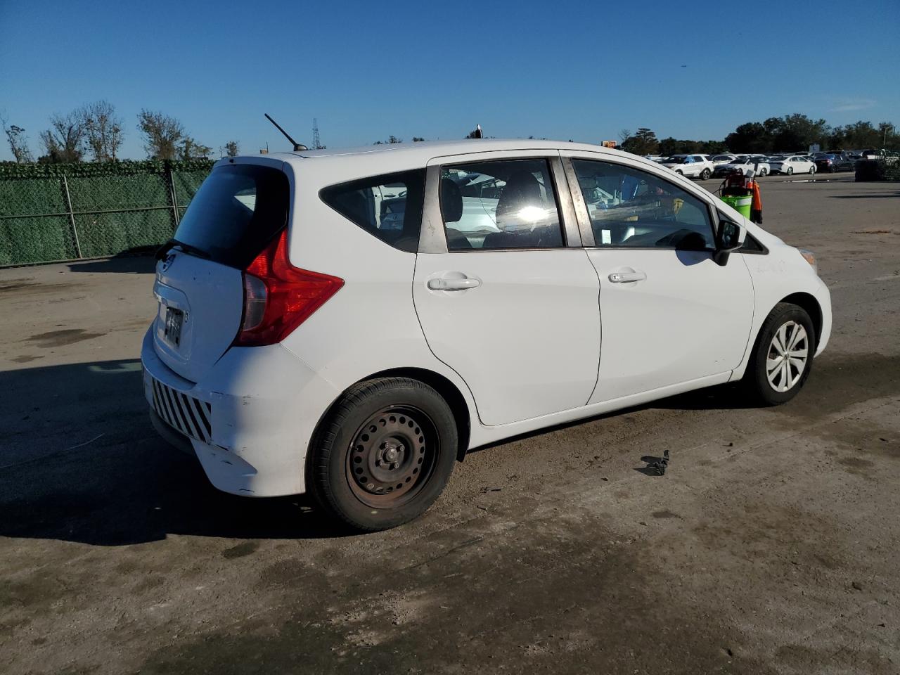 Obraz 3 z 2017 NISSAN VERSA NOTE S 2017 z VIN 3N1CE2CPXHL364267