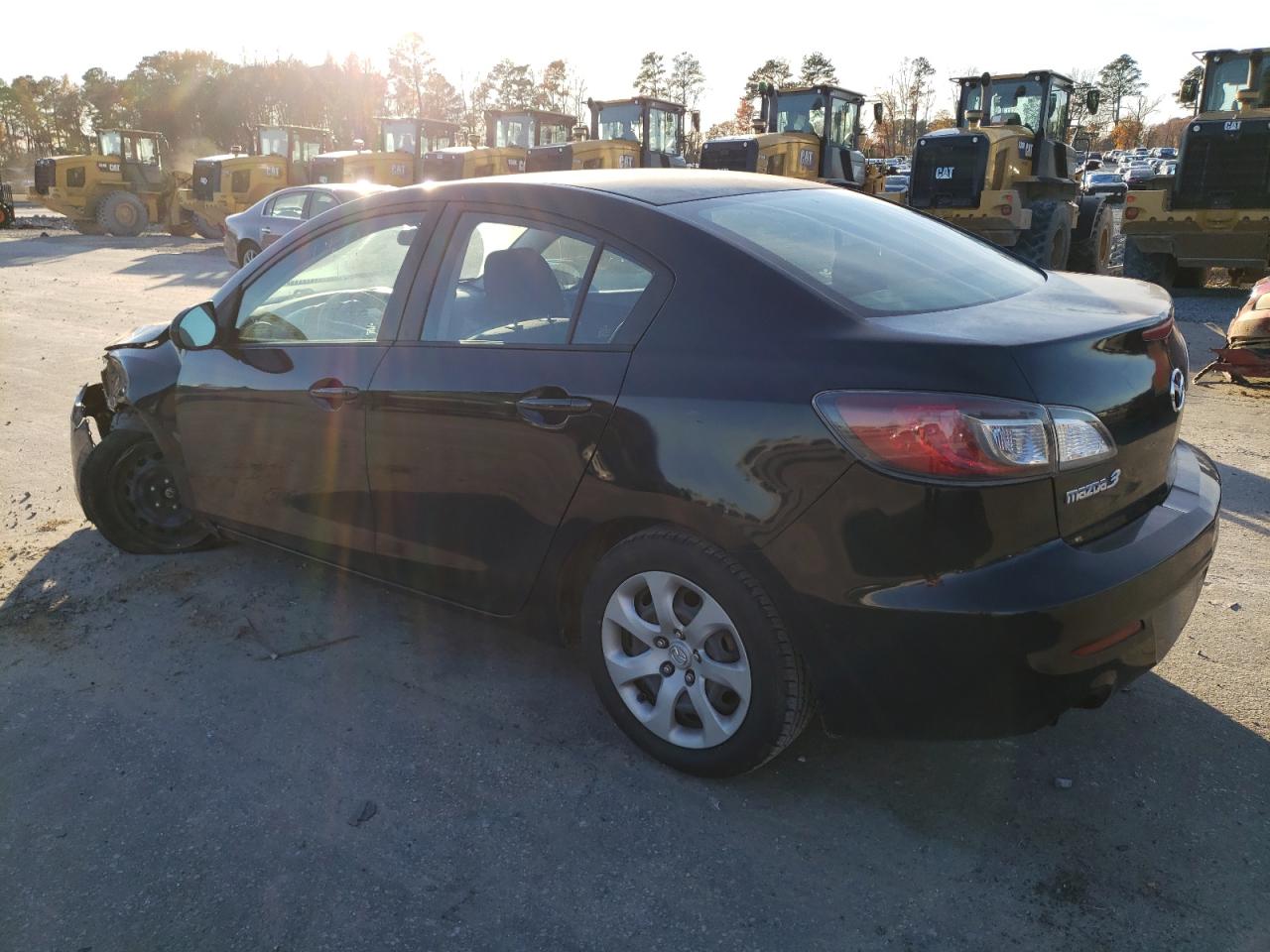 Изображение 2 2012 MAZDA 3 I 2012 с VIN JM1BL1UF0C1521898