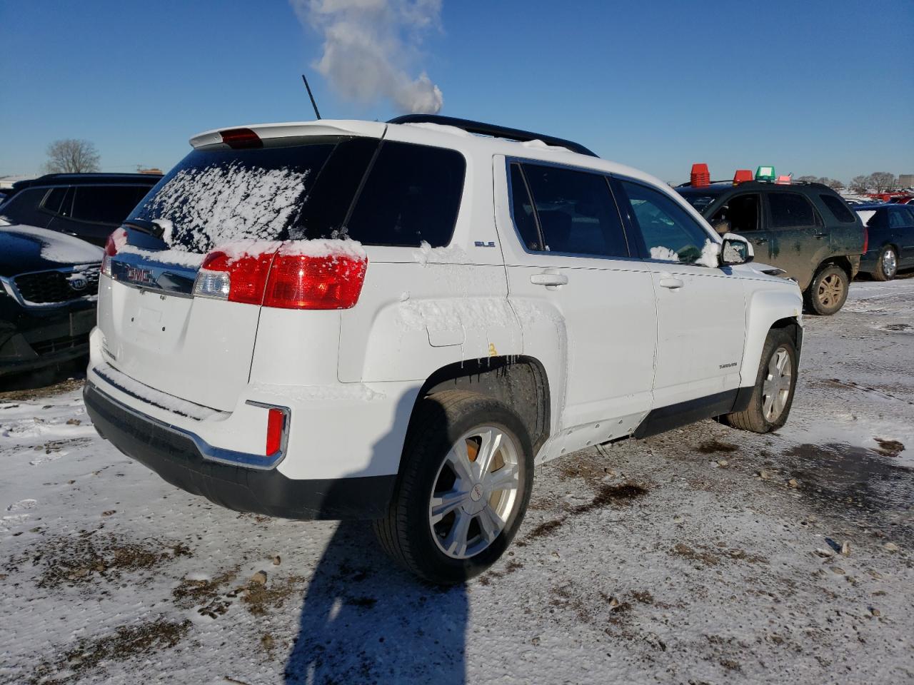 Image 3 of 2017 GMC TERRAIN SLE 2017 with VIN 2GKALNEKXH6352965
