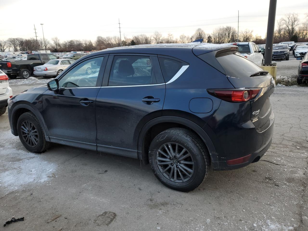Obraz 2 z 2017 MAZDA CX-5 TOURING 2017 z VIN JM3KFBCL1H0111121