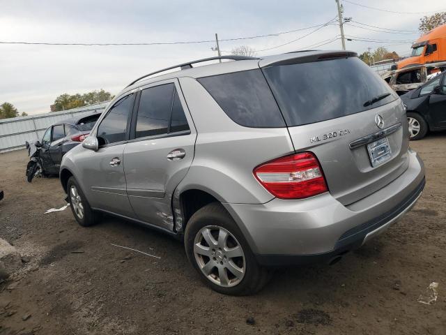 Obraz 2 z 2007 MERCEDES-BENZ ML 320 CDI 2007 z VIN 4JGBB22E77A278143