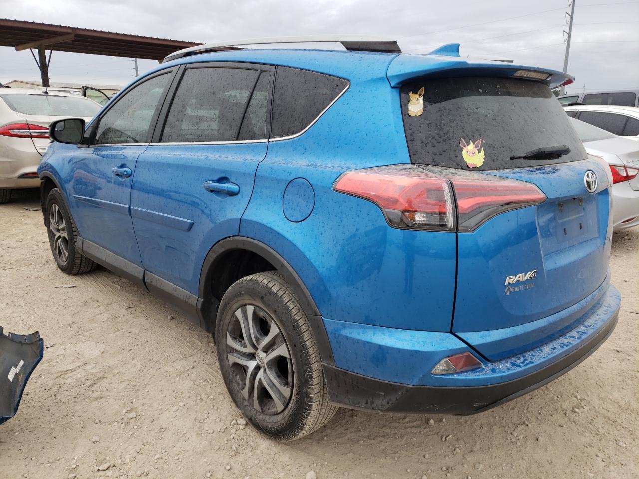 Image 2 of 2018 TOYOTA RAV4 LE 2018 with VIN 2T3ZFREV3JW428429