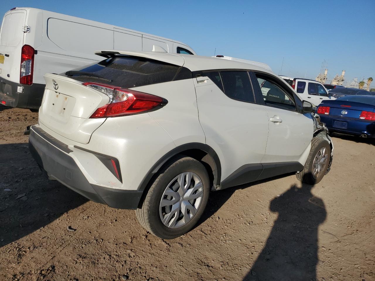 Obraz 3 z 2021 TOYOTA C-HR XLE 2021 z VIN JTNKHMBX5M1116907