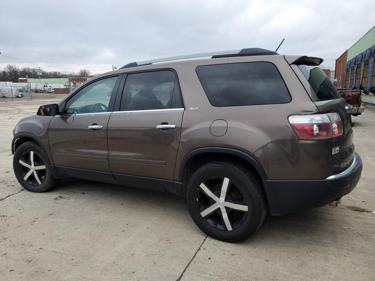 Image 2 of 2010 GMC ACADIA SLT-1 2010 with VIN 1GKLRMED9AJ223112