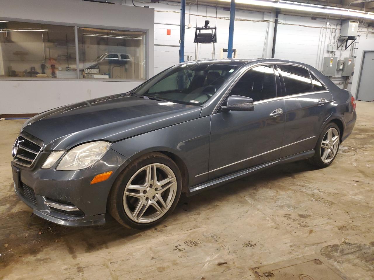 Obraz 1 z 2013 MERCEDES-BENZ E 350 4MATIC 2013 z VIN WDDHF8JB9DA709337