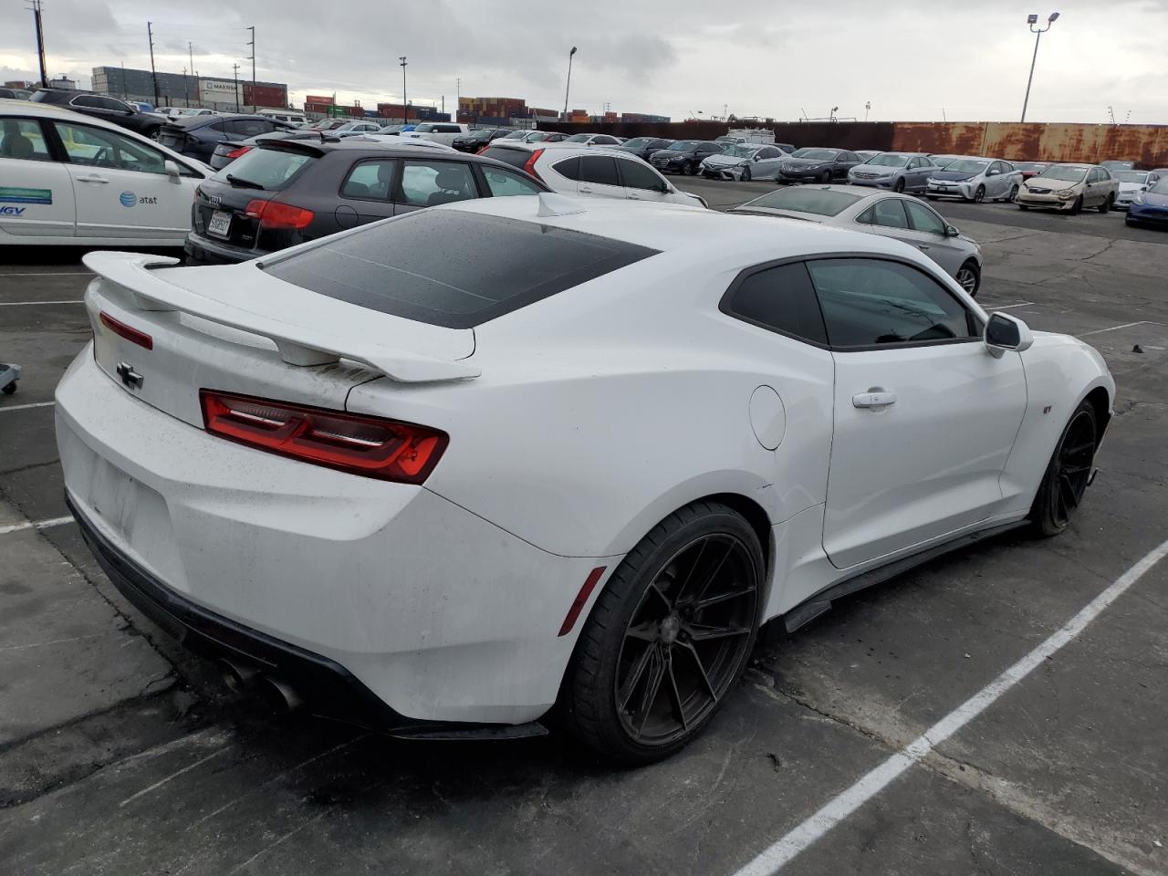 Image 3 of 2017 CHEVROLET CAMARO SS 2017 with VIN 1G1FF1R79H0161899