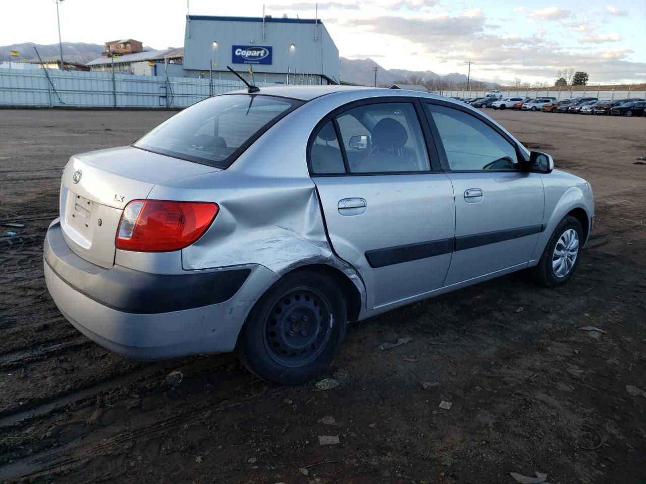 Image 3 of 2007 KIA RIO BASE 2007 with VIN KNADE123376276029