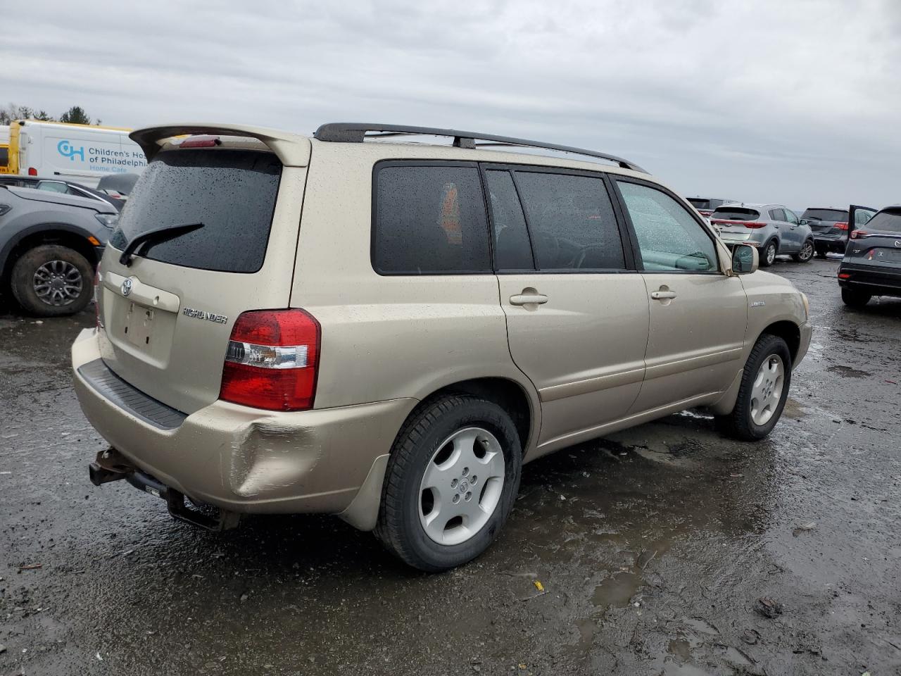 Image 3 of 2005 TOYOTA HIGHLANDER LIMITED 2005 with VIN JTEEP21A550098272