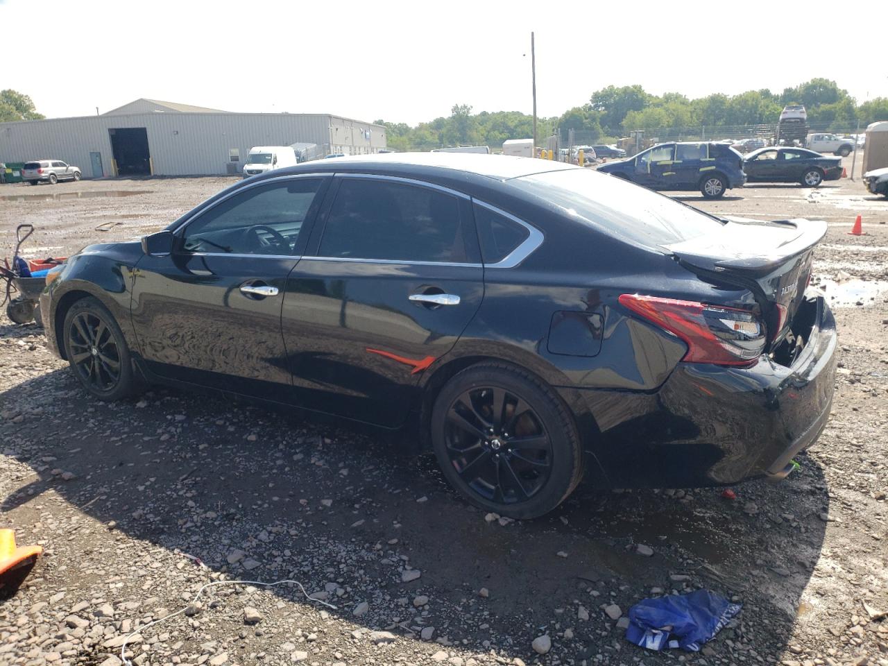 Image 2 of 2017 NISSAN ALTIMA 2.5 2017 with VIN 1N4AL3AP1HC487010