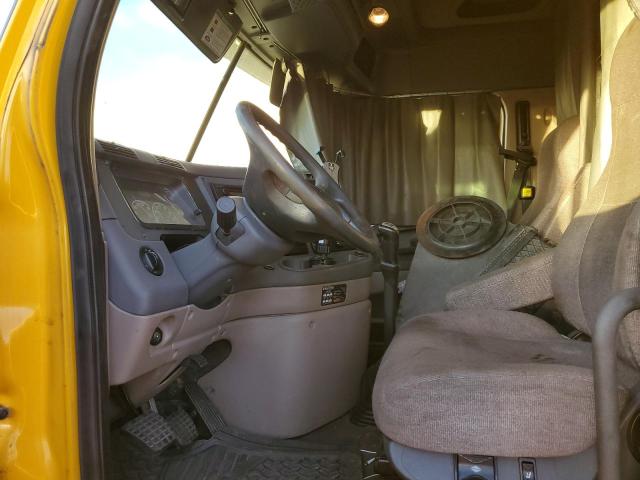 Image 3 of 2013 FREIGHTLINER CASCADIA 125  2013 with VIN 1FUJGLDRXDSBU5580