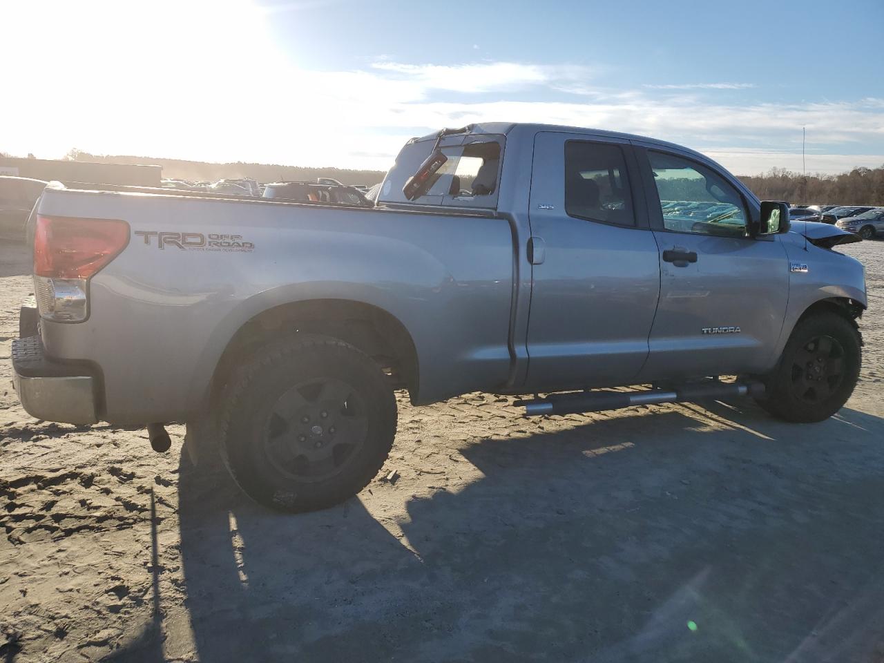 Image 3 of 2008 TOYOTA TUNDRA DOUBLE CAB 2008 with VIN 5TBBV54128S494079