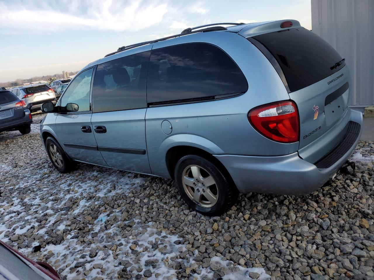 Image 2 of 2006 DODGE GRAND CARAVAN SE 2006 with VIN 1D4GP24RX6B633894