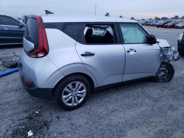 Image 3 of 2020 KIA SOUL LX 2020 with VIN KNDJ22AU5L7070357