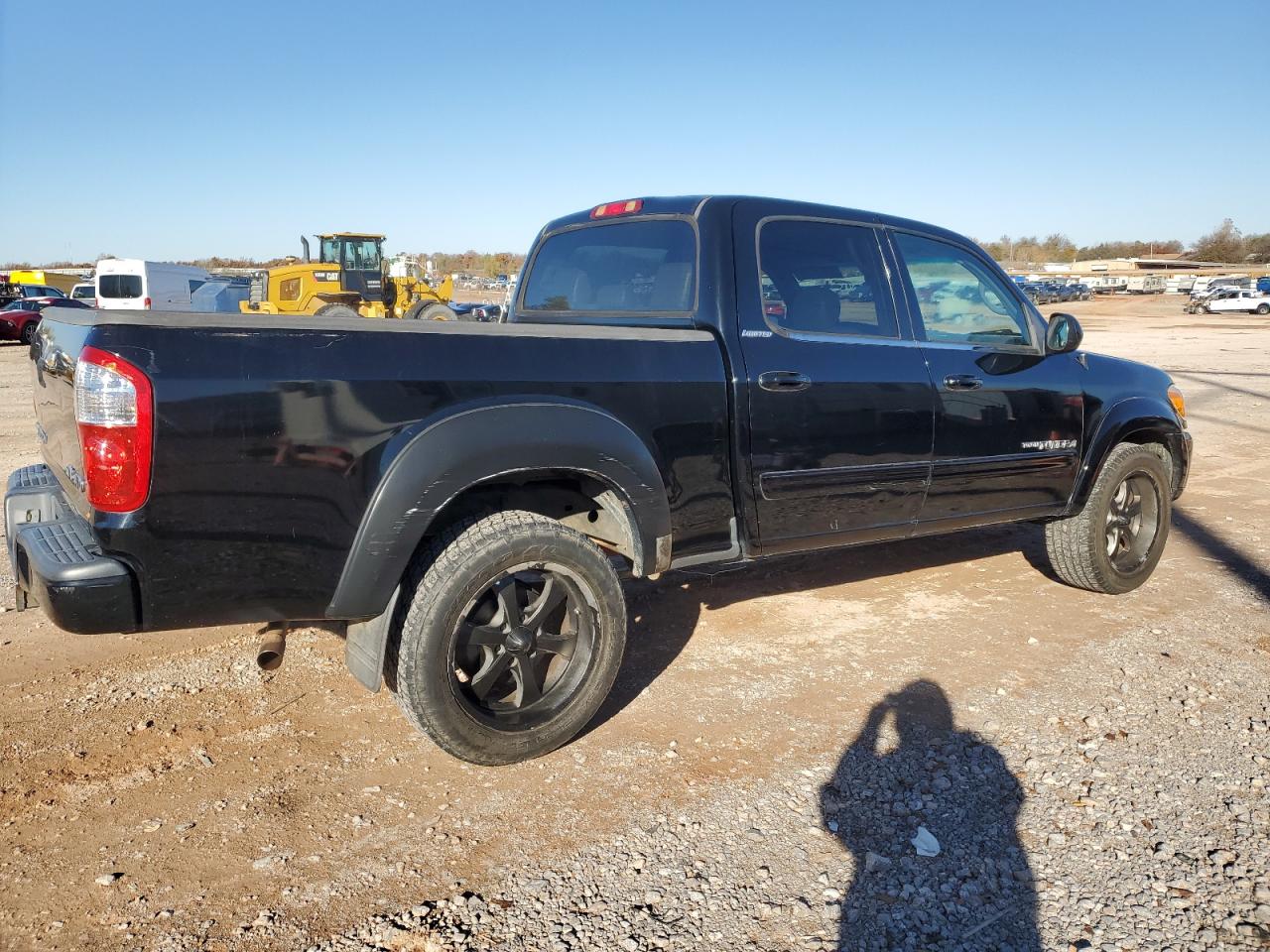 Image 3 of 2005 TOYOTA TUNDRA DOUBLE CAB LIMITED 2005 with VIN 5TBDT48155S499467