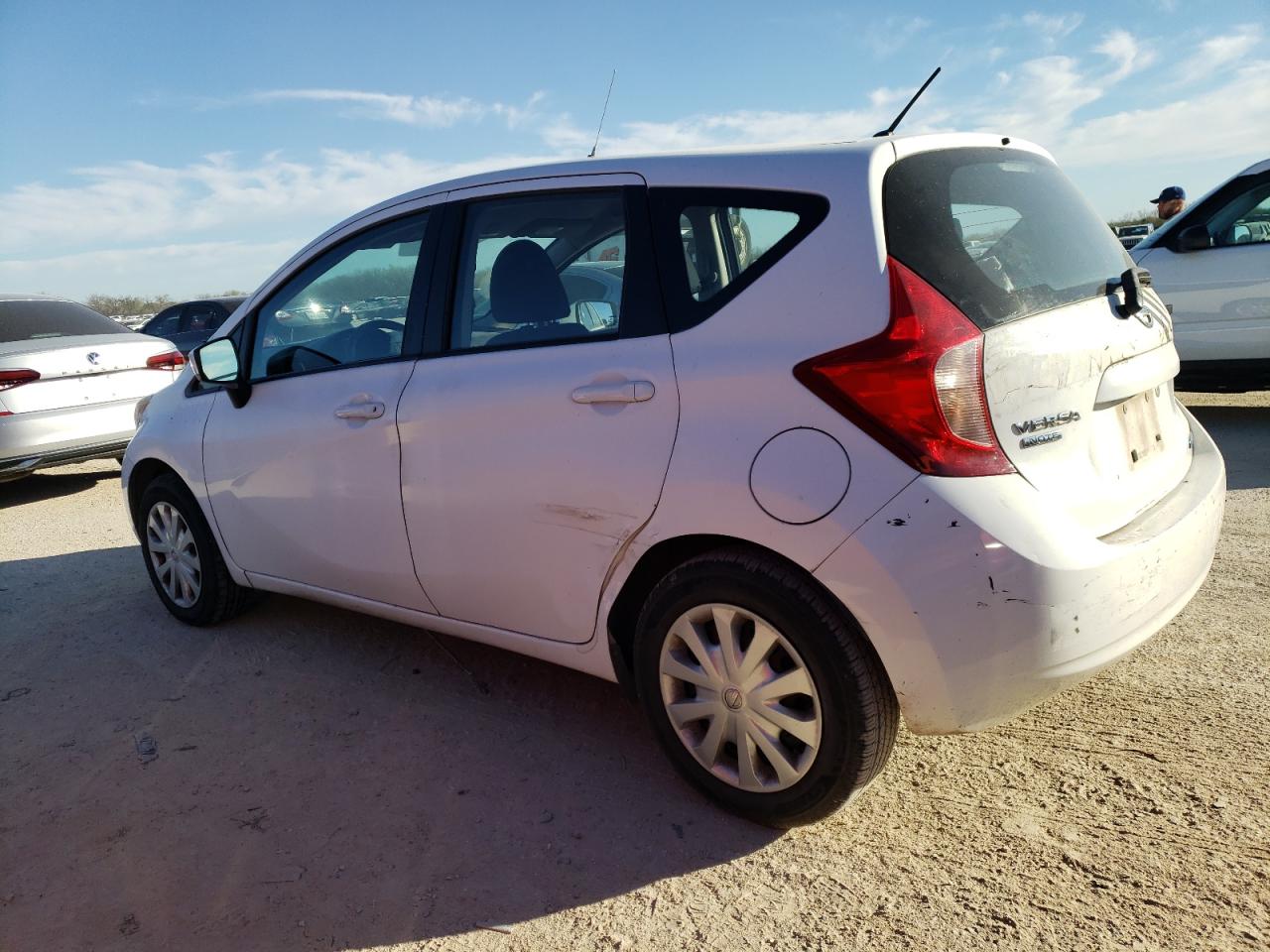 Obraz 2 z 2016 NISSAN VERSA NOTE S 2016 z VIN 3N1CE2CP4GL371987