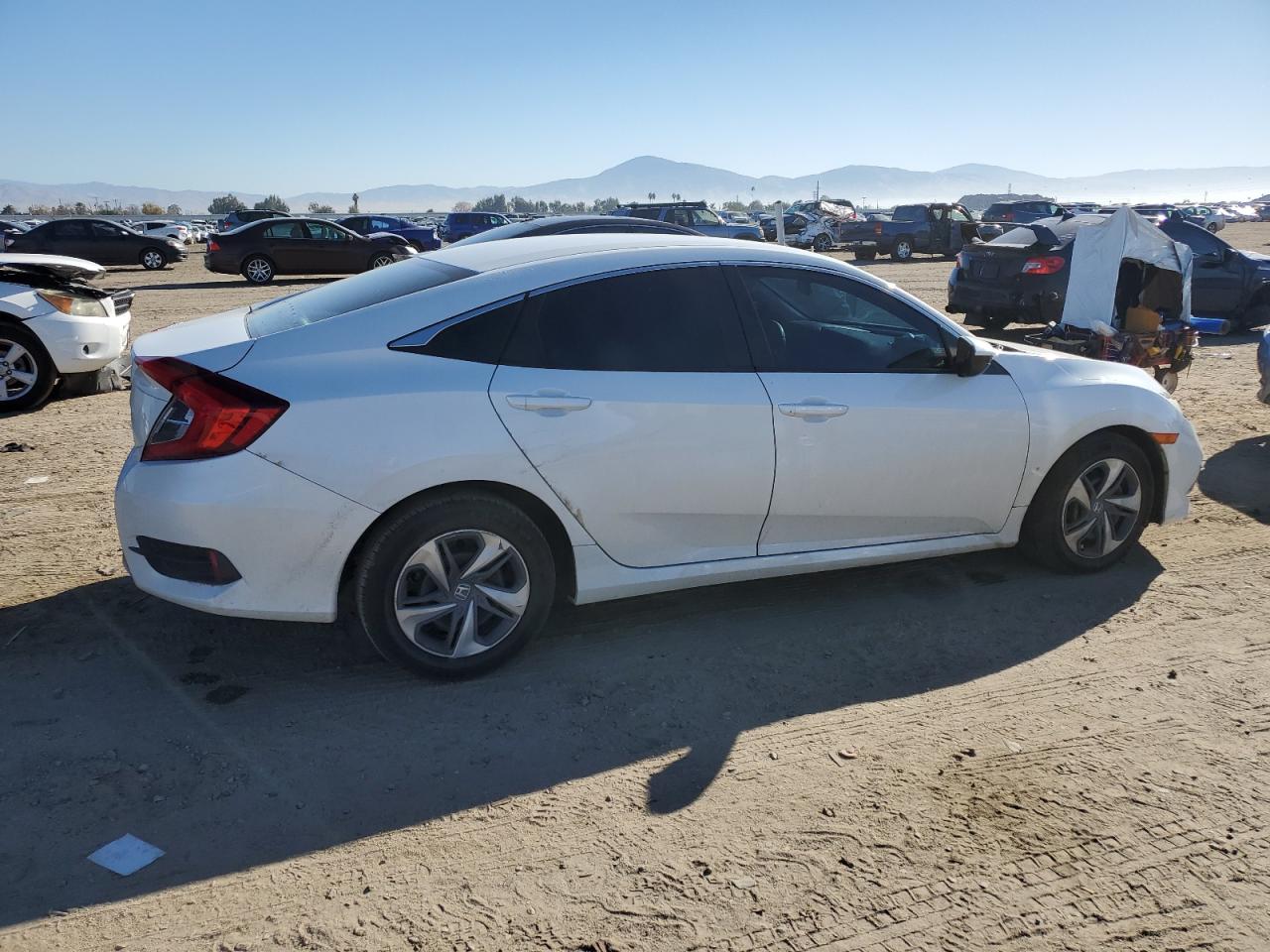 Obraz 3 z 2019 HONDA CIVIC LX 2019 z VIN 2HGFC2F68KH589369