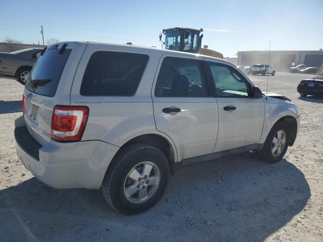 Image 3 of 2010 FORD ESCAPE XLS 2010 with VIN 1FMCU0C75AKA70542
