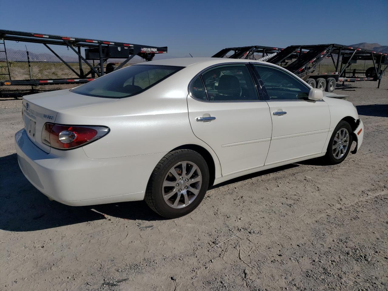 Изображение 3 2004 LEXUS ES 330 2004 с VIN JTHBA30G645042183