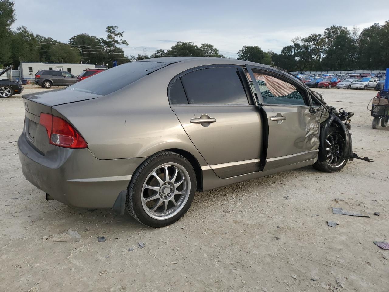 Obraz 3 z 2007 HONDA CIVIC LX 2007 z VIN 1HGFA15577L130952