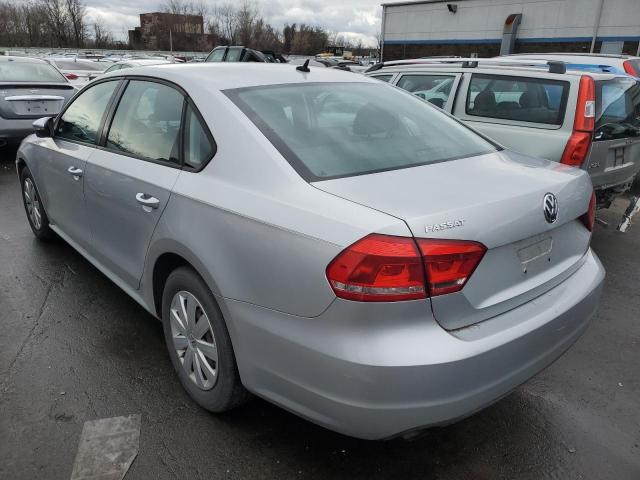 Изображение 2 2012 VOLKSWAGEN PASSAT S 2012 с VIN 1VWAP7A32CC043241