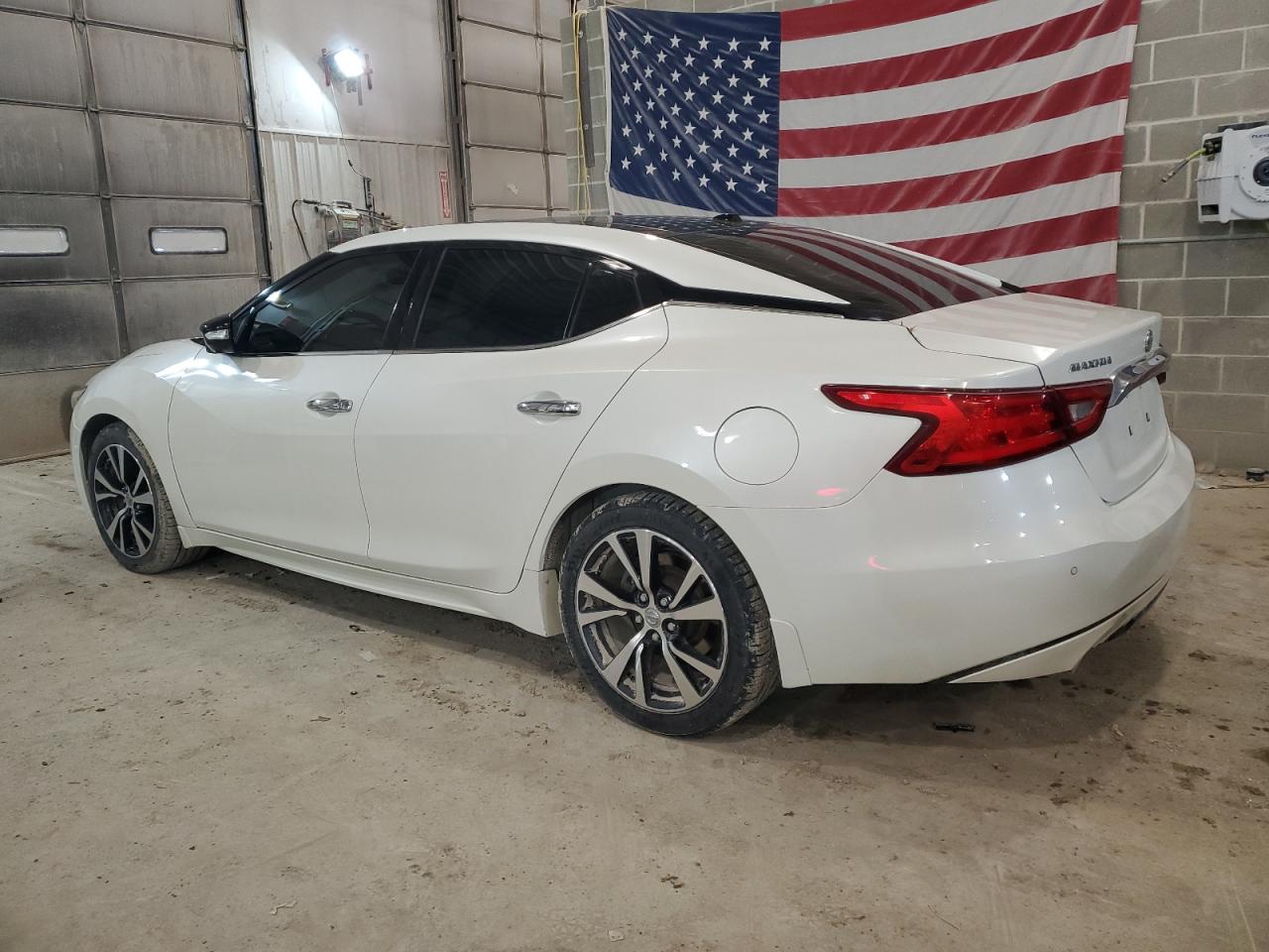 Изображение 2 2016 NISSAN MAXIMA 3.5S 2016 с VIN 1N4AA6AP7GC431403