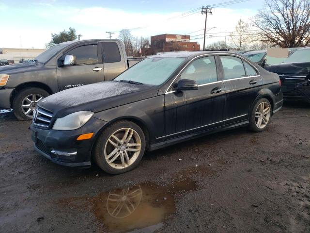 Image 1 of 2014 MERCEDES-BENZ C 300 4MATIC 2014 with VIN WDDGF8AB9EA948500