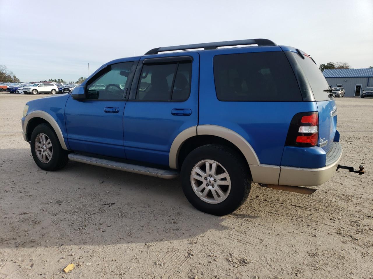 Изображение 2 2010 FORD EXPLORER EDDIE BAUER 2010 с VIN 1FMEU7EEXAUA18888