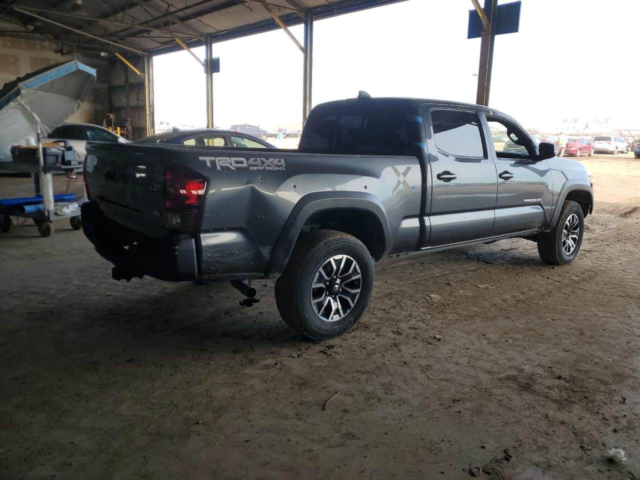 Image 3 of 2022 TOYOTA TACOMA DOUBLE CAB 2022 with VIN 3TMDZ5BN4NM133314