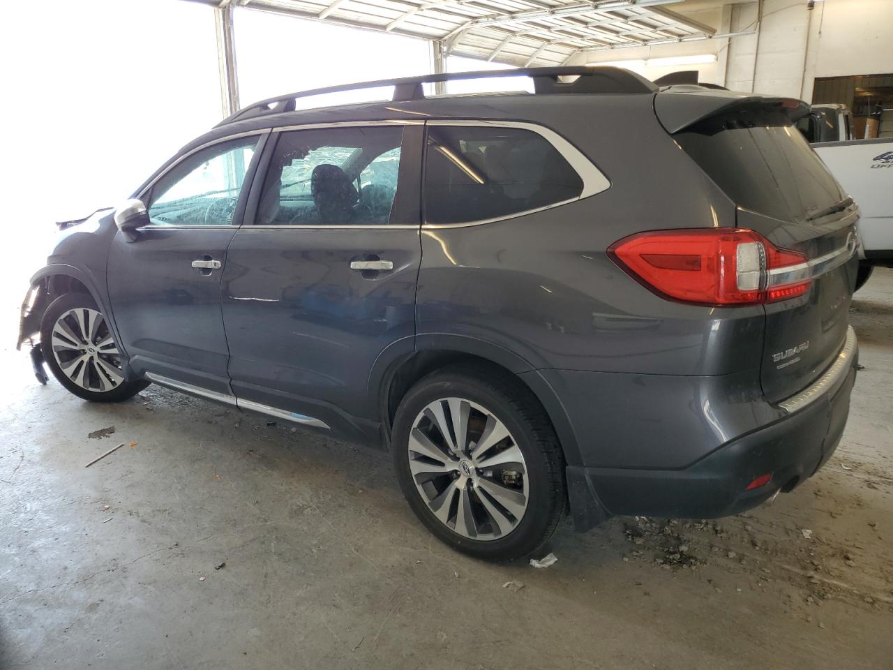 Image 2 of 2019 SUBARU ASCENT TOURING 2019 with VIN 4S4WMARD3K3484690