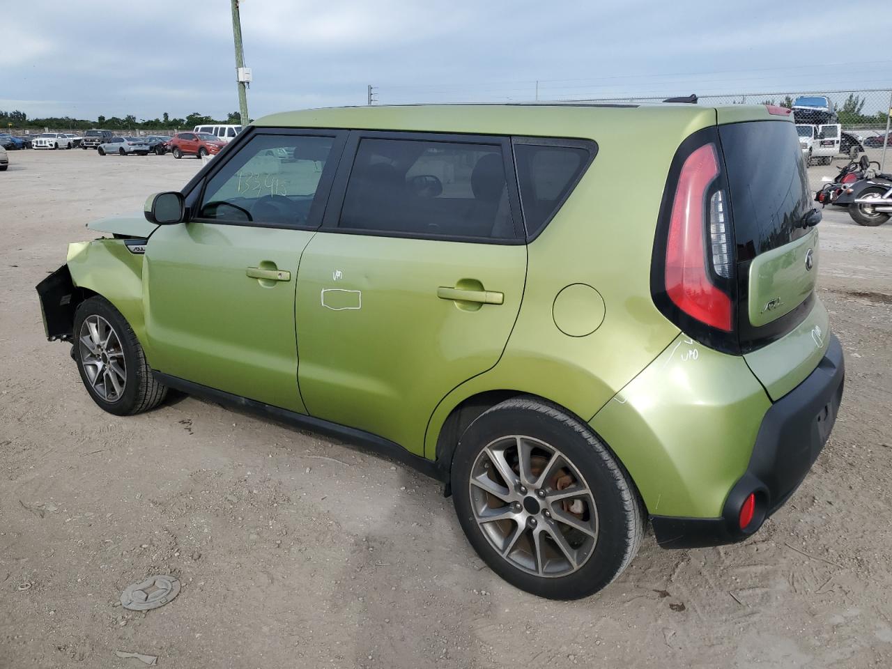 Image 2 of 2015 KIA SOUL  2015 with VIN KNDJN2A26F7811092