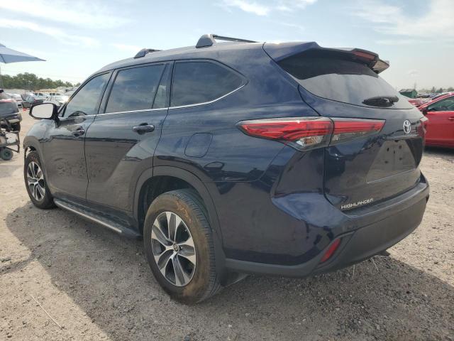 Obraz 2 z 2022 TOYOTA HIGHLANDER XLE 2022 z VIN 5TDGZRAH9NS137519