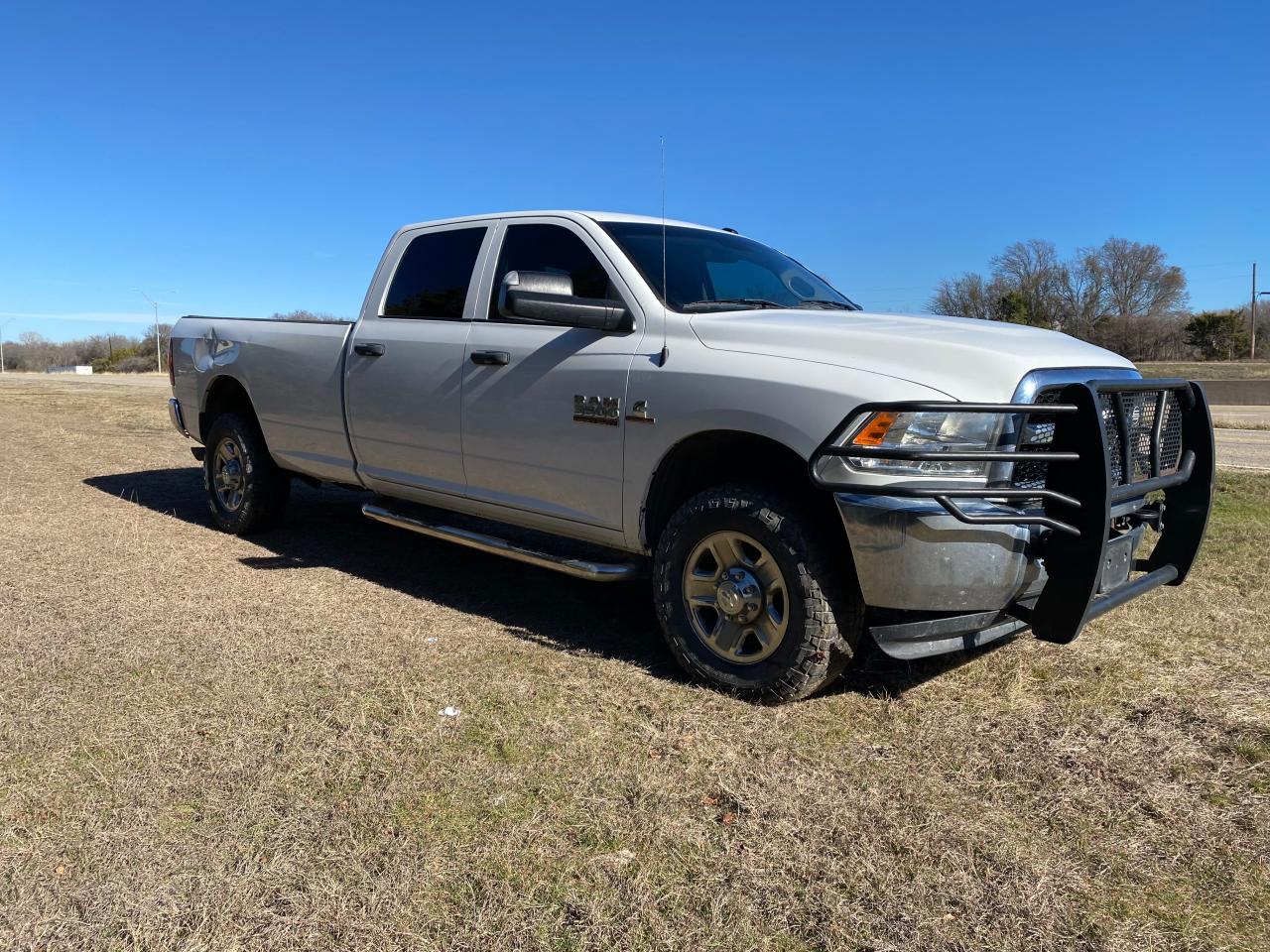 Obraz 1 z 2018 RAM 3500 ST 2018 z VIN 3C63R3GL7JG266754